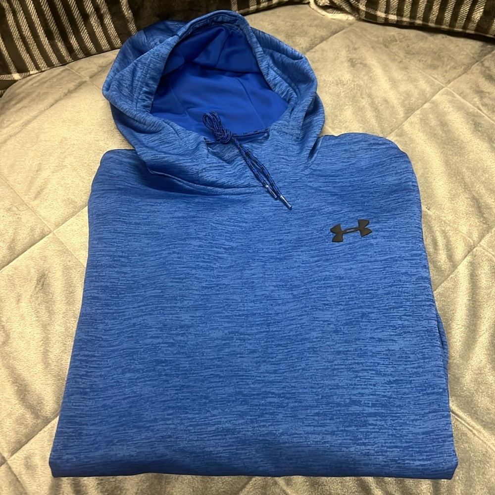 Under Armor sport material hoodie